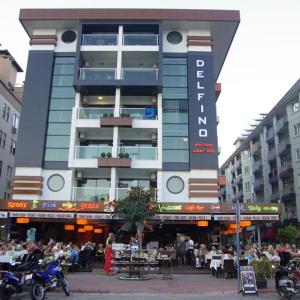 отель Delfino Boutique Apart Hotel