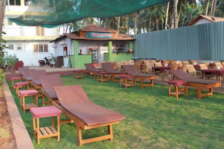 Отель El Paso Hotel в Арамболь - Индия