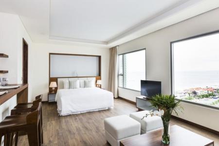 Отель A La Carte Da Nang Beach в Дананг - Вьетнам