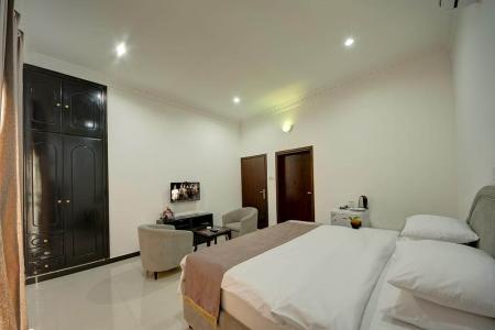 Royal Residence Hotel