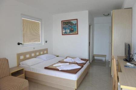 Отель Obala Fontana в Рафаиловичи - Черногория