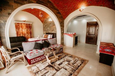 Отель Cave`s Beach Resort в Хургада - Египет