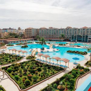 отель SUNRISE Alora Aqua Park Resort