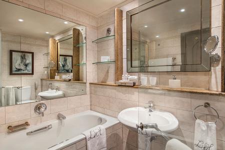 Отель Labourdonnais Waterfront Hotel в Порт Луи - Маврикий