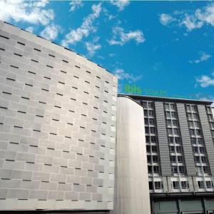 отель Ibis Styles Kuala Lumpur Fraser Business Park