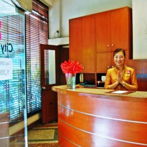 отель City Lodge Soi 9
