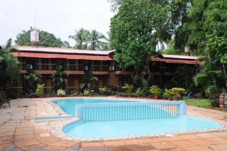 Отель Sea Breeze Beach Resort (Calangute) в Калангут - Индия