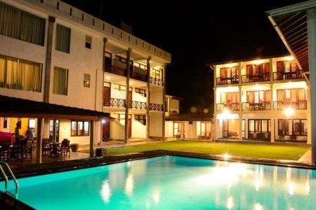 Отель Hikka Bliss в Хиккадува - Шри-Ланка