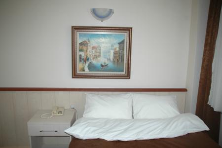 Отель Malkoc Hotel в Лалели - Турция