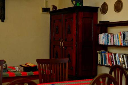 Отель Sea Breeze Guest House в Унаватуна - Шри-Ланка