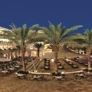 отель Movenpick Resort & Residences Aqaba