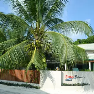 отель TME Retreats Dhigurah