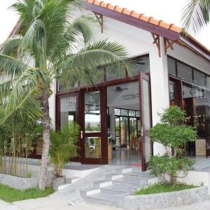 отель GM Doc Let Beach Resort & Spa