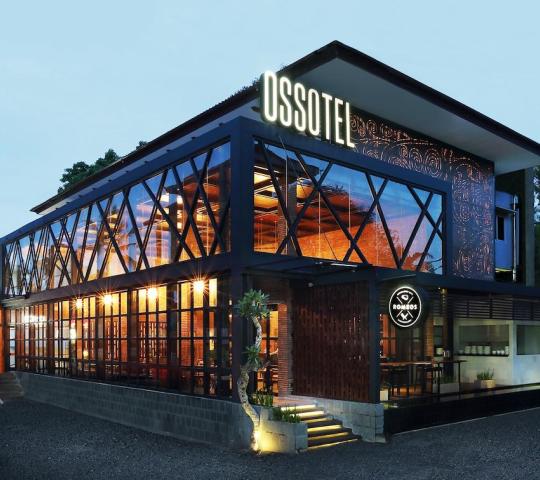 отель Ossotel Legian