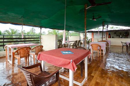 Отель Shree Rajeshwari Resort в Морджим - Индия