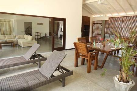Отель Hotel Suite Lanka в Хиккадува - Шри-Ланка