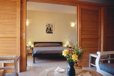 Grand Bleu Beach Resort