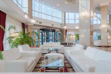 Отель Marins Grand Hotel Астрахань в Астрахань - Россия