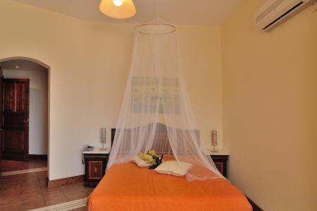 Golden View Beach Hotel