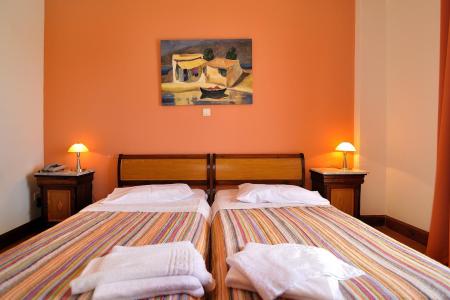 Golden View Beach Hotel