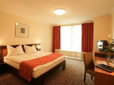 Отель Ambra Hotel в Будапешт - Венгрия