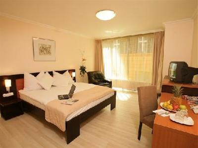 Отель Ambra Hotel в Будапешт - Венгрия