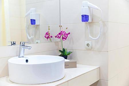 Отель Red Village в Астана - Казахстан