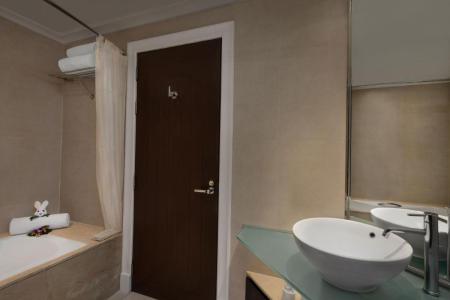 Отель Marriott`s Mai Khao Beach - Phuket в пляж Май Кхао - Таиланд