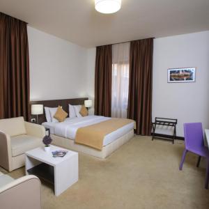 отель My Hotel Yerevan