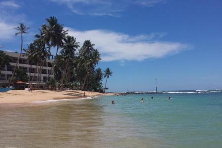 Отель Cool Beach Hotel в Хиккадува - Шри-Ланка