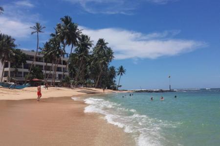 Отель Cool Beach Hotel в Хиккадува - Шри-Ланка