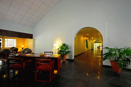 Отель Club Palm Bay в Маравила - Шри-Ланка