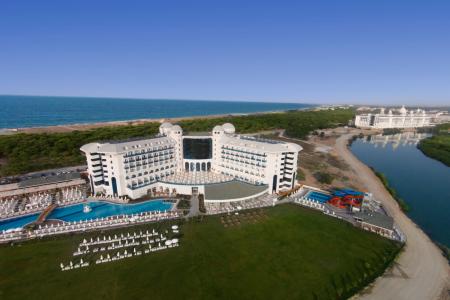 Water Side Resort & Spa