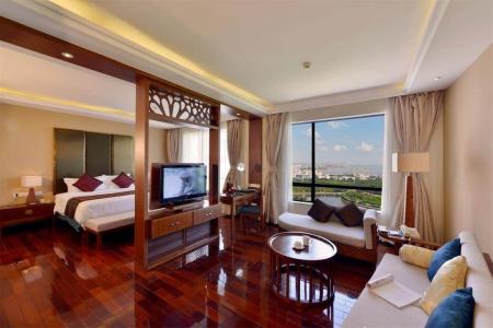 Baohua Harbour View Hotel