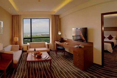 Baohua Harbour View Hotel