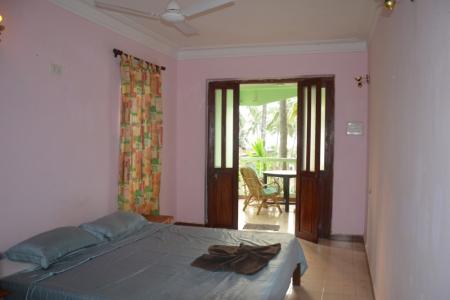 Отель Thomas Beach Guesthouse в Мандрем - Индия