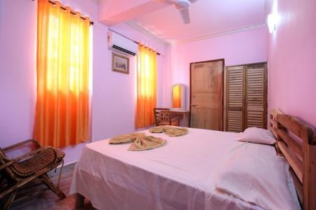 Отель Thomas Beach Guesthouse в Мандрем - Индия