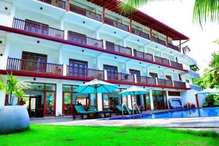 Отель Rockside Beach Resort в Индурува - Шри-Ланка