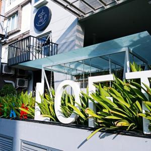 отель Legian Loft Hotel