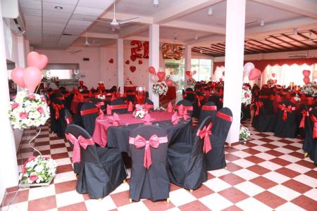 Отель Sea Shine Beach Hotel в Усветакейява - Шри-Ланка