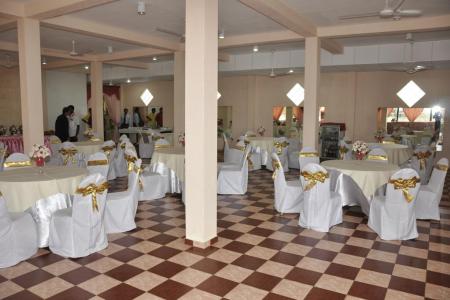 Отель Sea Shine Beach Hotel в Усветакейява - Шри-Ланка