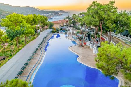 Senza Garden Holiday Club