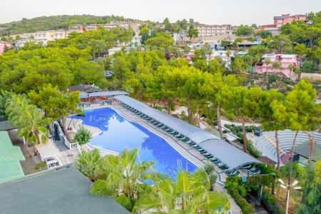 Senza Garden Holiday Club