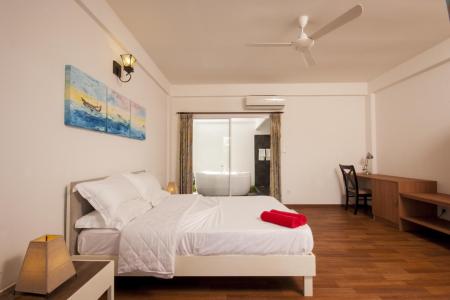 Amra Palace Hotel & Spa