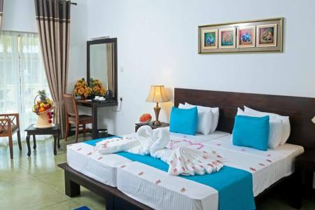 Отель Rathna Beach Resort в Калутара - Шри-Ланка