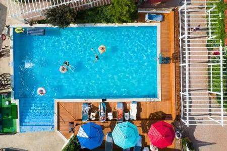 Белый Хутор (Каменское)