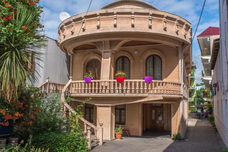 Отель Chveni Ezo в Кобулети - Грузия