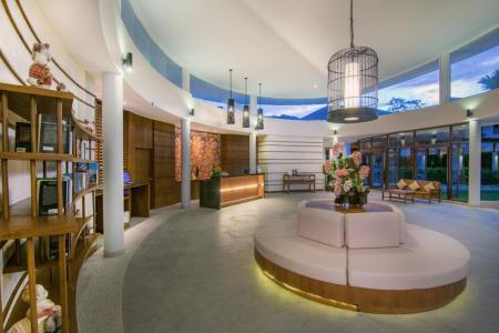 Отель The Leaf Oceanside by Katathani Resorts в Као Лак - Таиланд