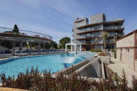 Отель DoubleTree by Hilton Hotel Kusadasi в Кушадасы - Турция