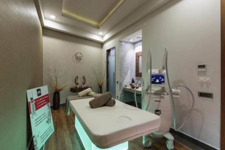 Отель DoubleTree by Hilton Hotel Kusadasi в Кушадасы - Турция